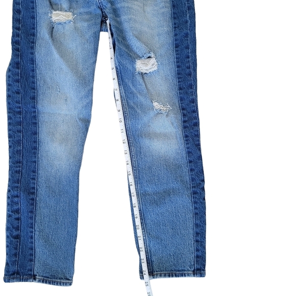 Abercrombie the mom high rise  jeans contrasting sides light wash size 27 4R - Picture 7 of 14